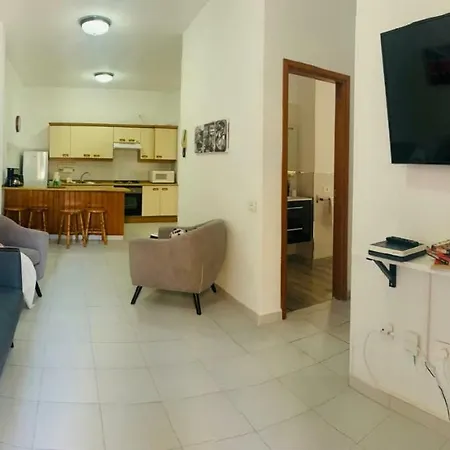 Situacion Perfecta En Cristianos Arona (Tenerife)