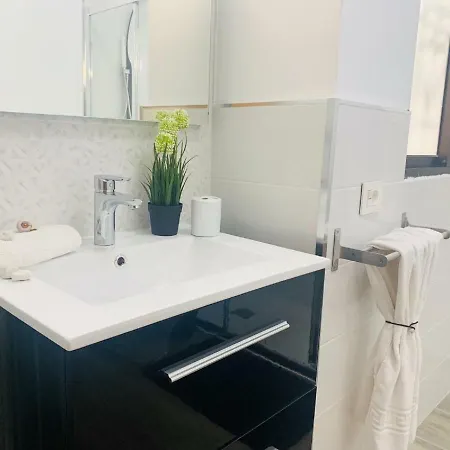 Situación Perfecta En Cristianos Apartamento